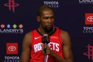 杜兰特：第一次作为火箭球员踏进这座球馆 我感觉非常自然